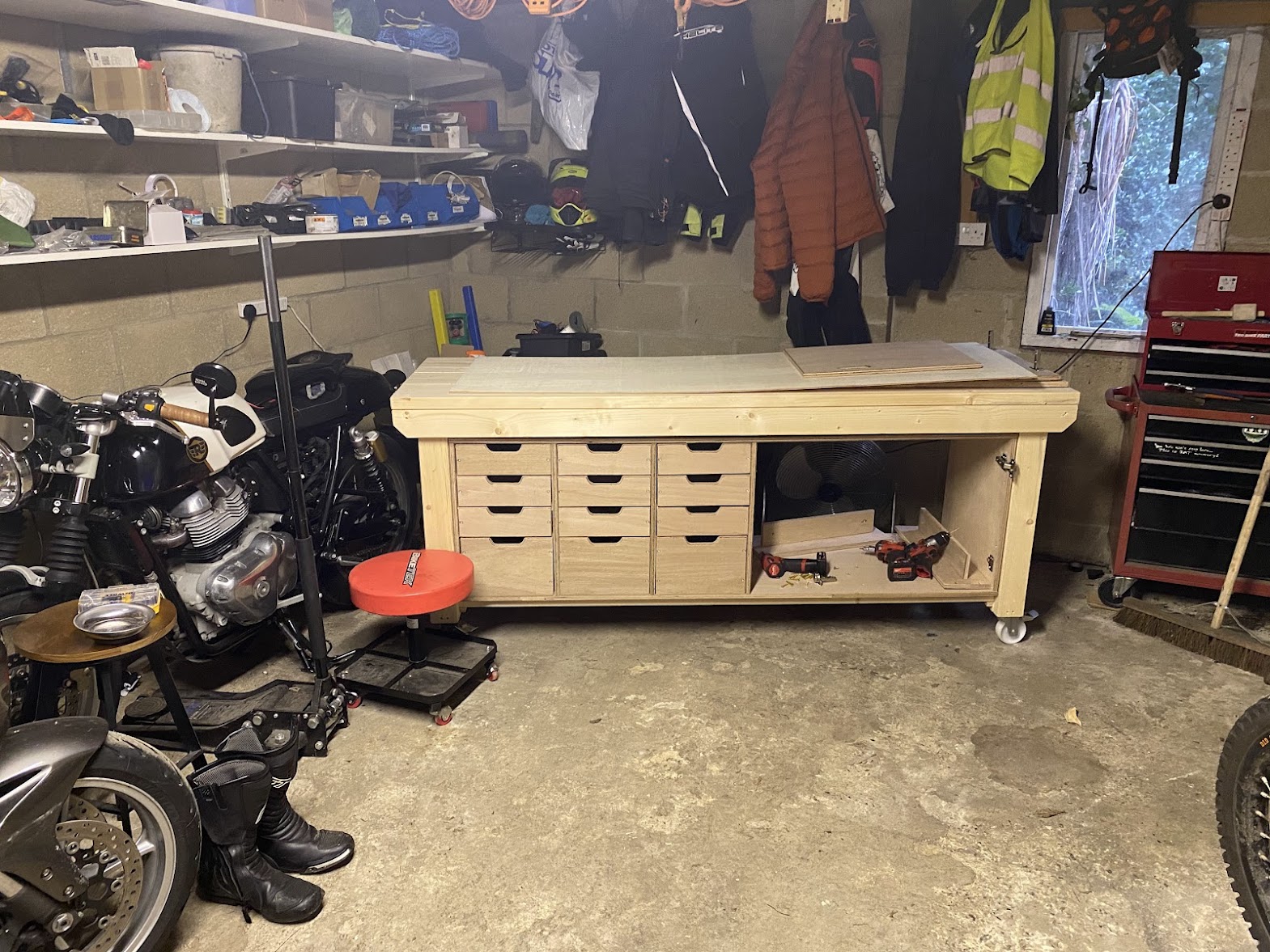 _workbench.jpg