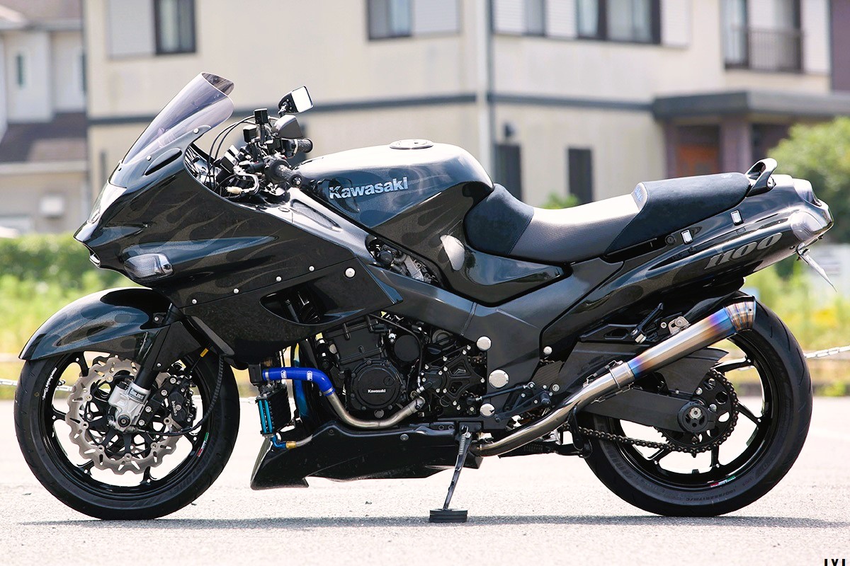 zzr1100.jpg