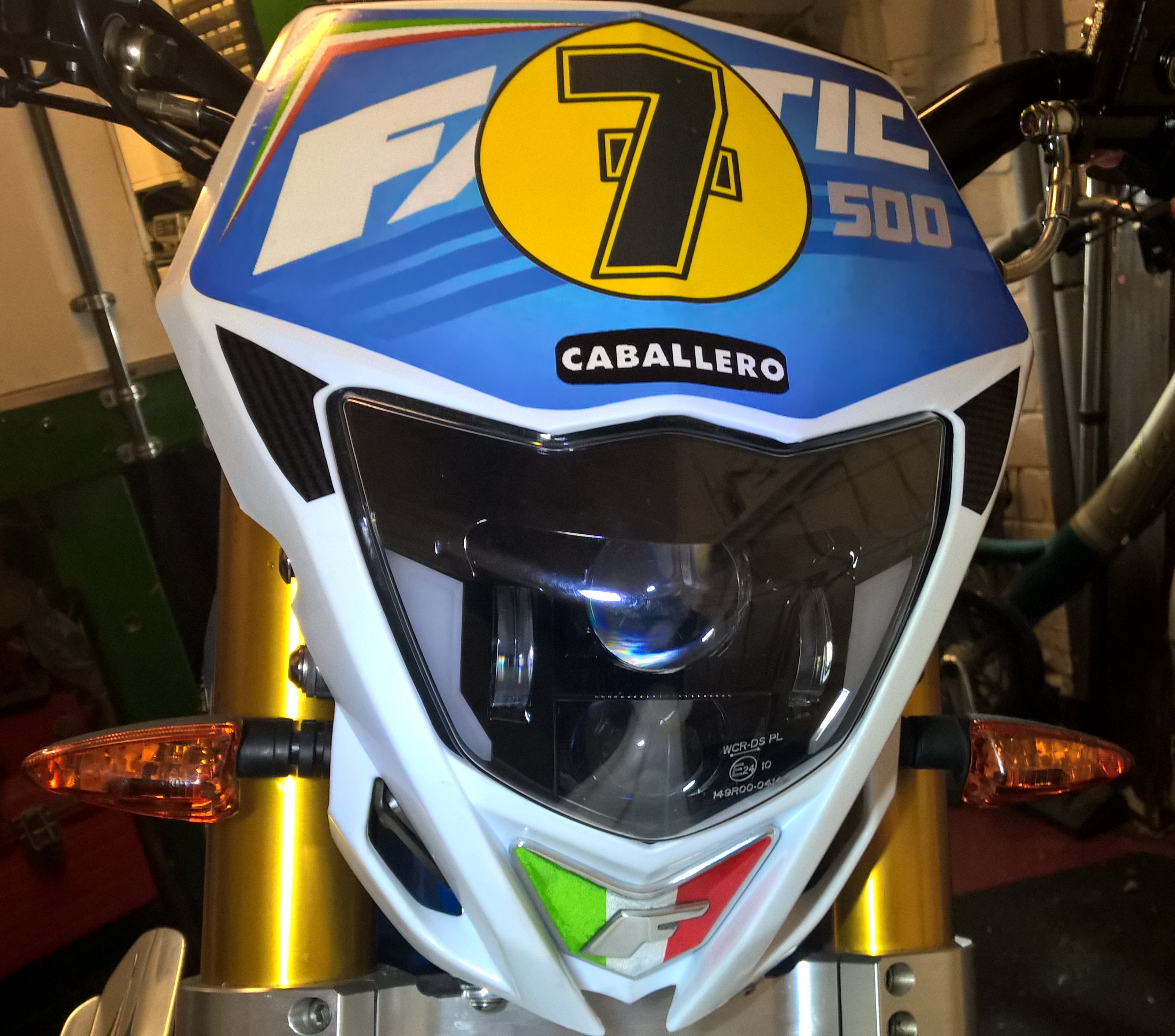 Headlight_Mask_with_F.jpg