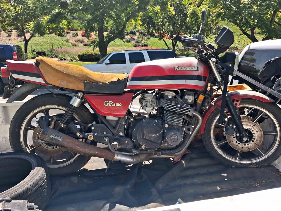 81 GPz11.jpg