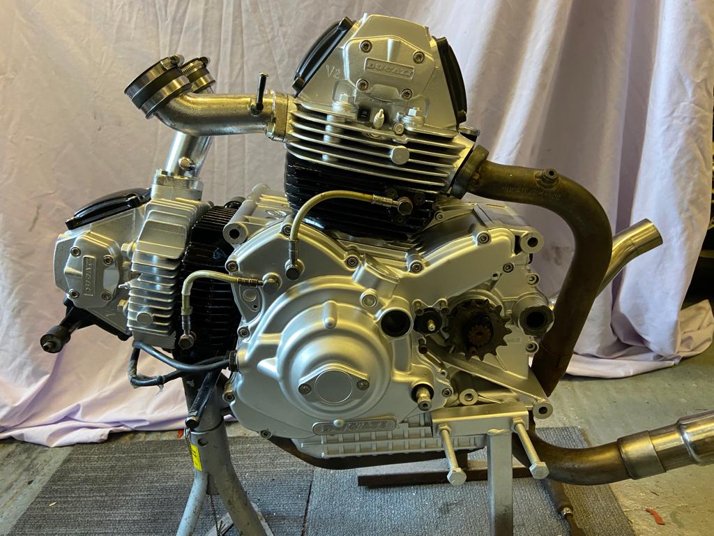 900ss engine finished.JPG