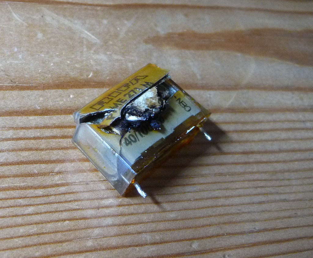 Dead capacitor.jpg