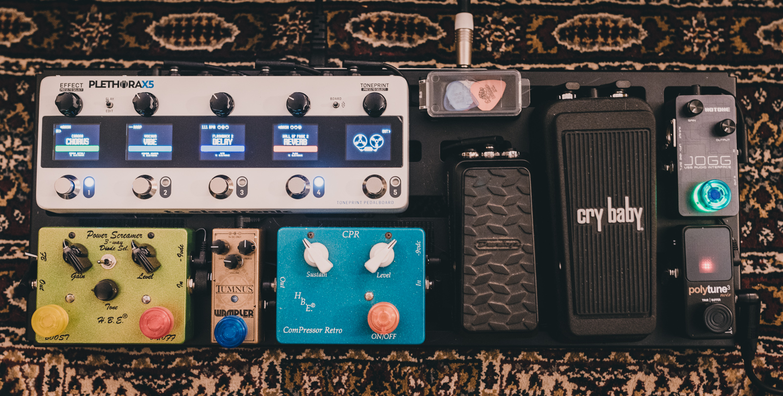 2022-12-05 Guitar pedalboard-3.jpg